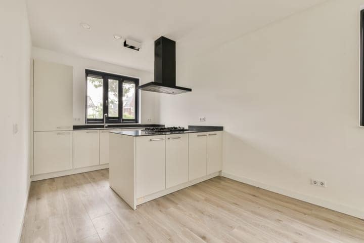 huis huren in  t harde tot  2000